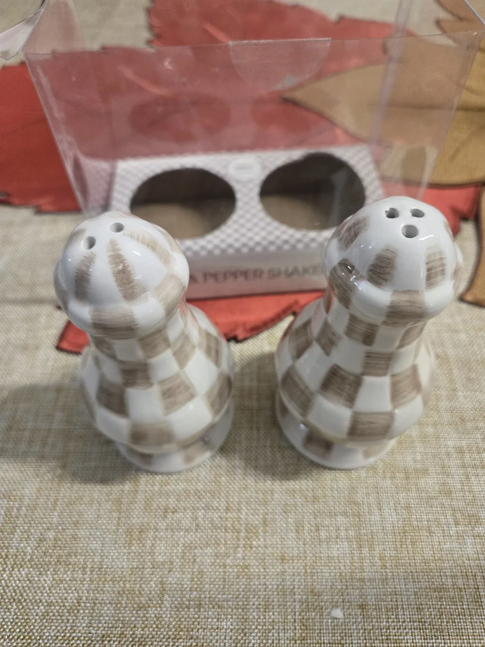 MIRKT Beige Check Ceramic Salt & Pepper Shaker Set